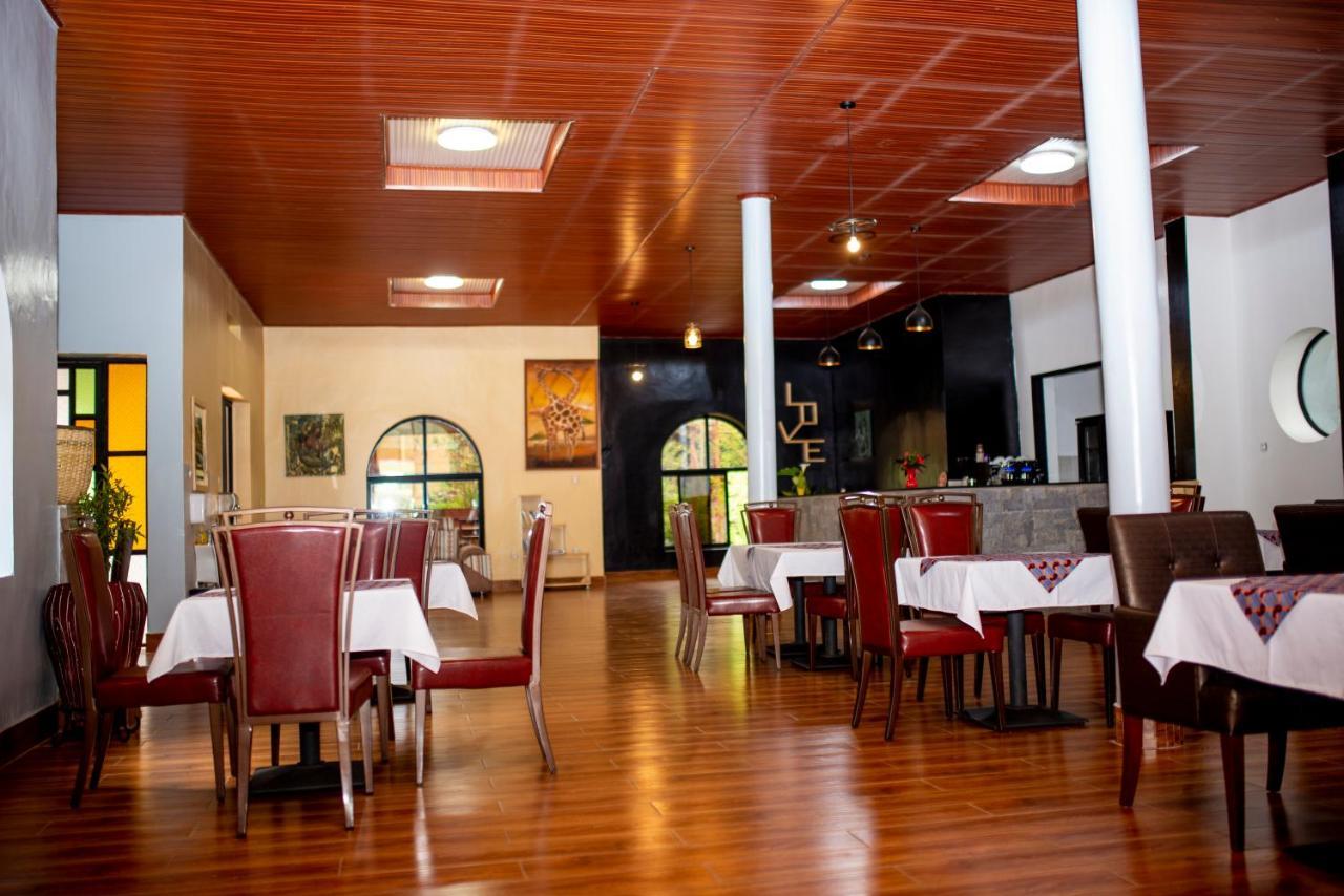 The Garden Place Hotel Ruhengeri Buitenkant foto