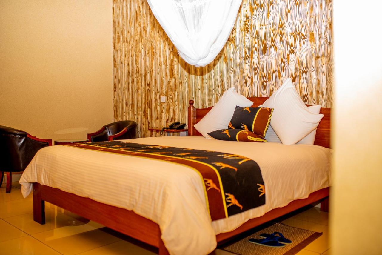 The Garden Place Hotel Ruhengeri Buitenkant foto