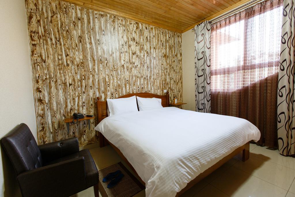 The Garden Place Hotel Ruhengeri Kamer foto