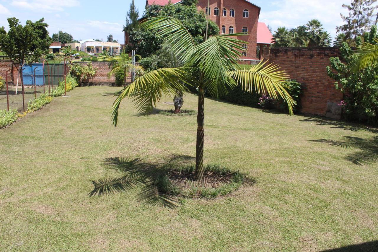 The Garden Place Hotel Ruhengeri Buitenkant foto