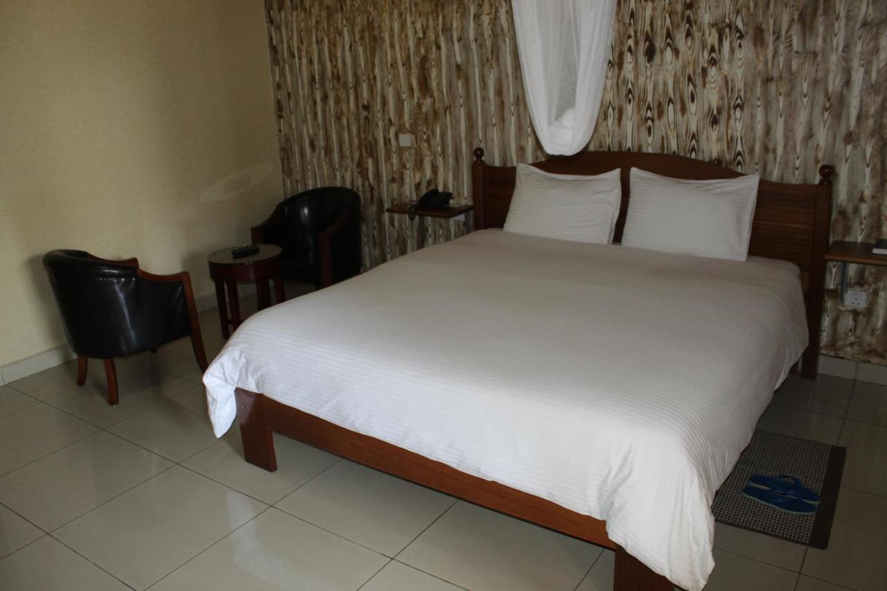The Garden Place Hotel Ruhengeri Buitenkant foto